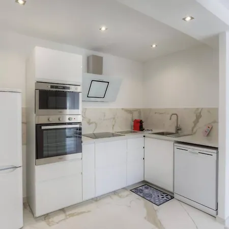 #42 Staywizus - Idyllic Frame With Panoramic Sea View Ac & Balcony Apartment *